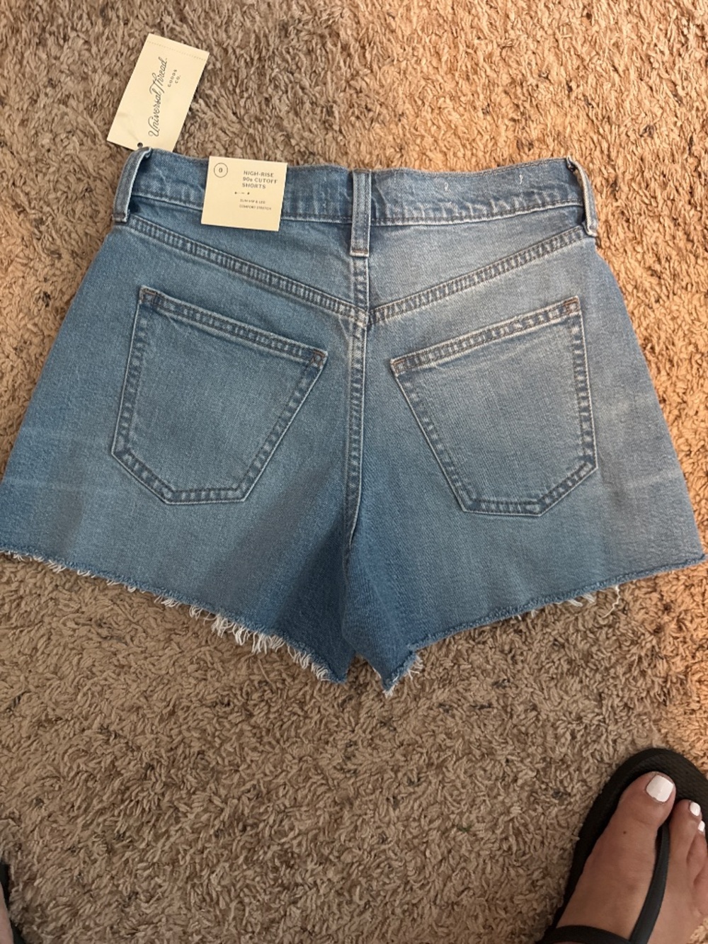 Universal Thread Shorts - Picture 2 of 4